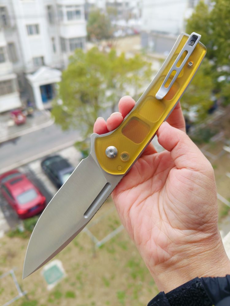 🔥 CIVIVI Conspirator Button Lock Nitro-V钢 Ultem柄 C21006-5 琥珀色 767