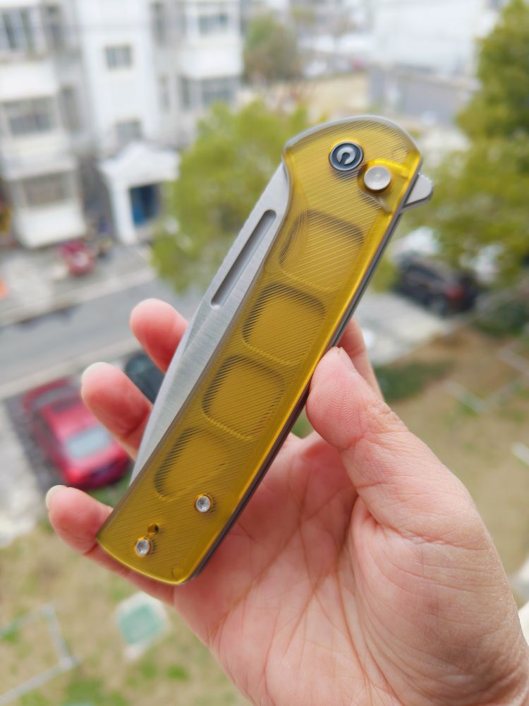 🔥 CIVIVI Conspirator Button Lock Nitro-V钢 Ultem柄 C21006-5 琥珀色 767