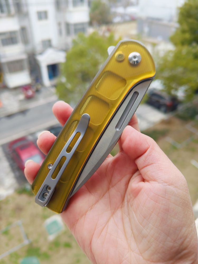 🔥 CIVIVI Conspirator Button Lock Nitro-V钢 Ultem柄 C21006-5 琥珀色 767