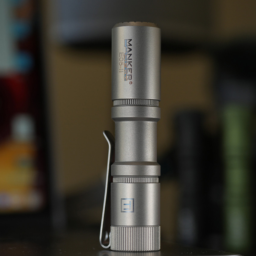 Manker 漫客 E05 II Ti 1300流明钛EDC手电筒