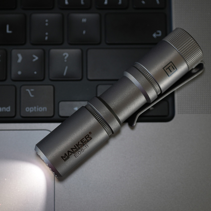 Manker 漫客 E05 II Ti 1300流明钛EDC手电筒