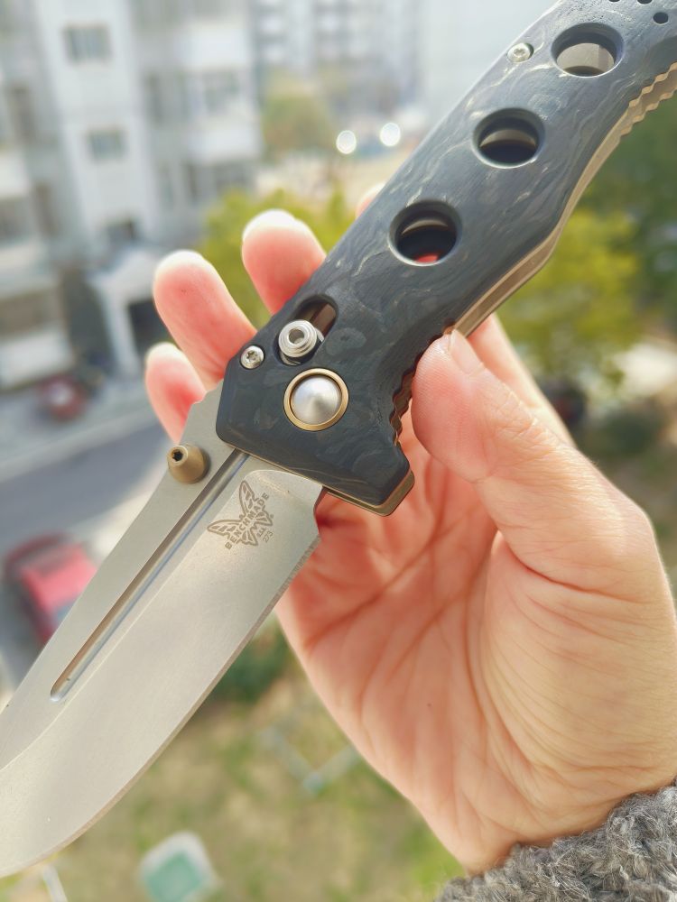 Benchmade Mini Adamas MagnaCut钢 碳纤维柄 273-03 黑色 2680