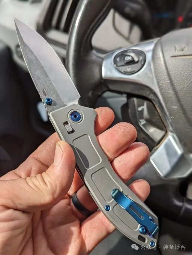 Benchmade 748 Narrows 蝴蝶品牌中最薄的钛合金手柄折刀，属于你的高端EDC工具 - 装备博客