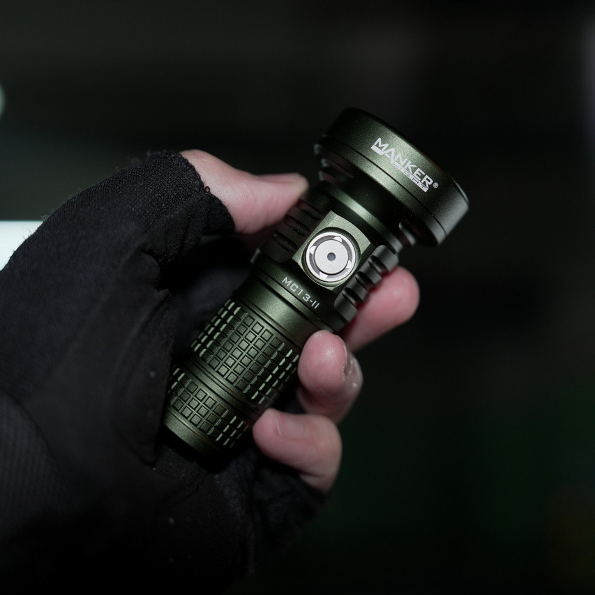 Mankerlight MC13 II SFT40 漫客手电EDC手电 黑色
