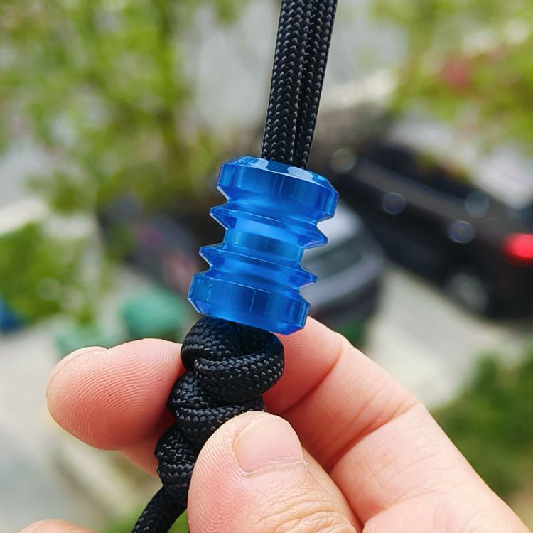 SSD工作室 半透明蓝色树脂刀坠 伞绳刀坠配饰 28