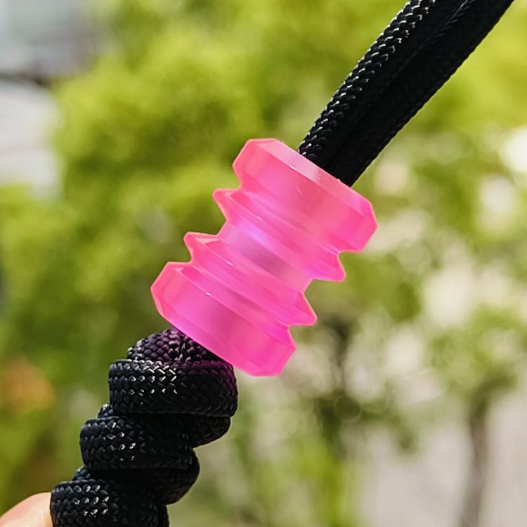 SSD工作室 半透明粉色树脂刀坠 伞绳刀坠配饰 28