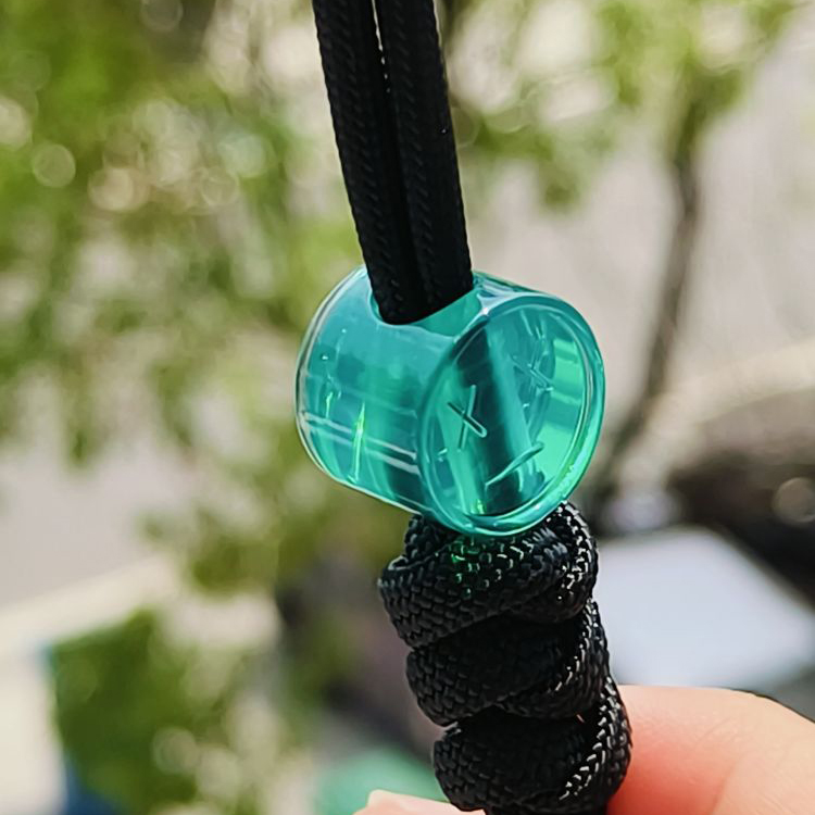 SSD工作室 蓝色树脂刀坠微笑 刀具装饰 28