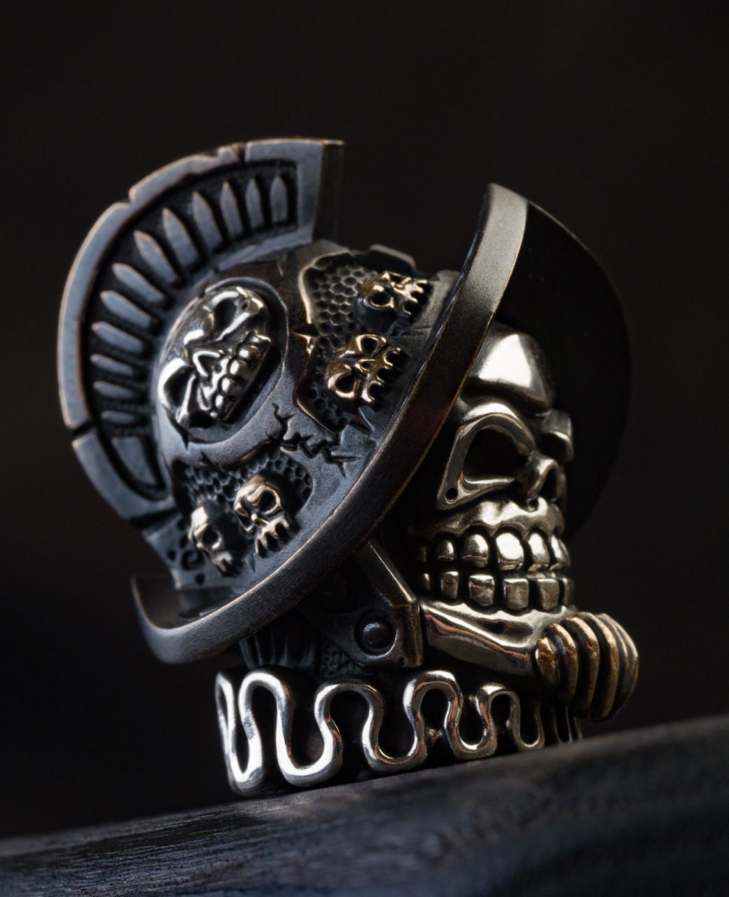 Alex Peshkov Conquistador Bead 俄罗斯亚历克斯征服者刀坠 2980