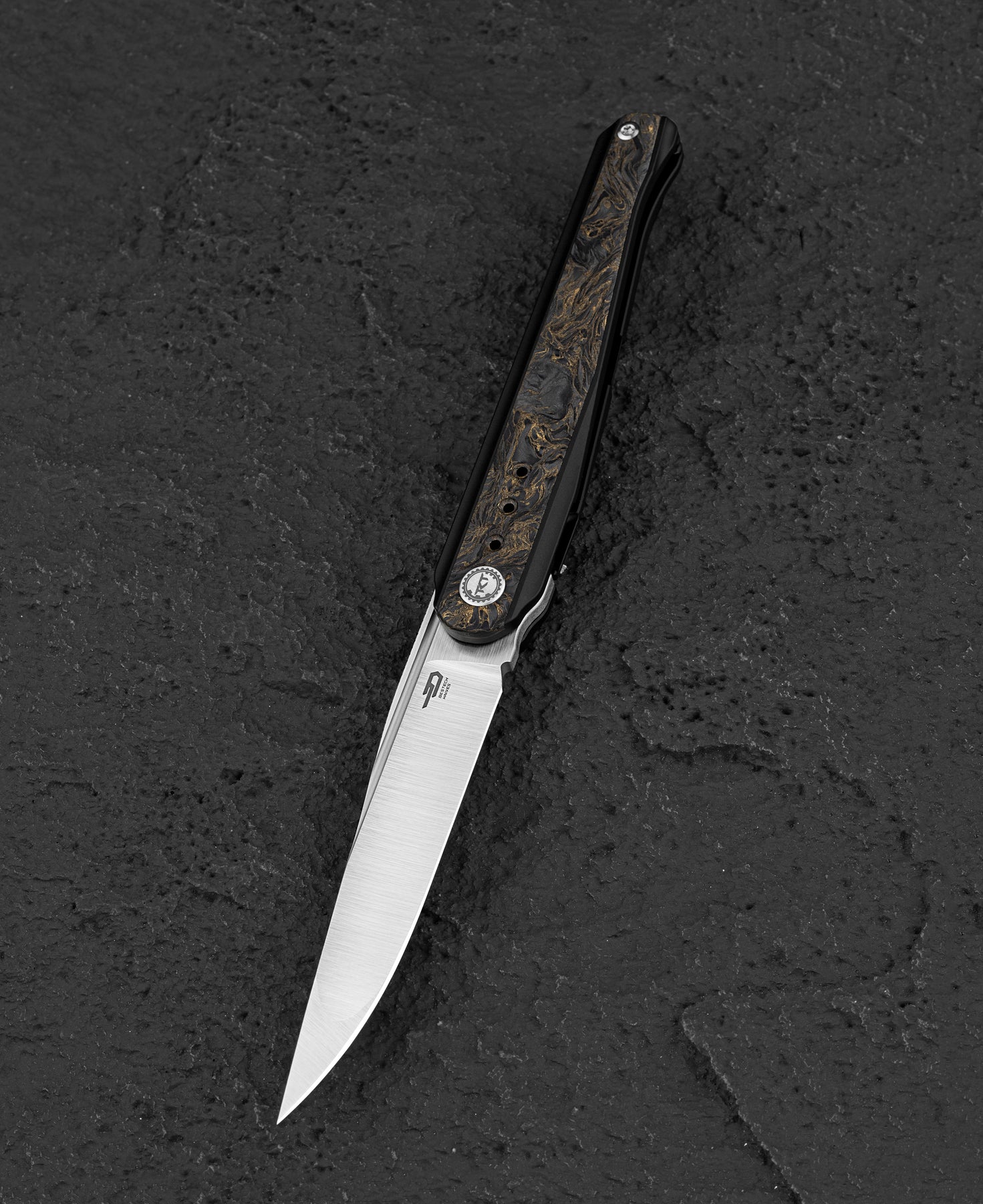 Bestech Spear Phisher M390钢 钛合金+碳纤维柄 BT2405D 黑色 2235