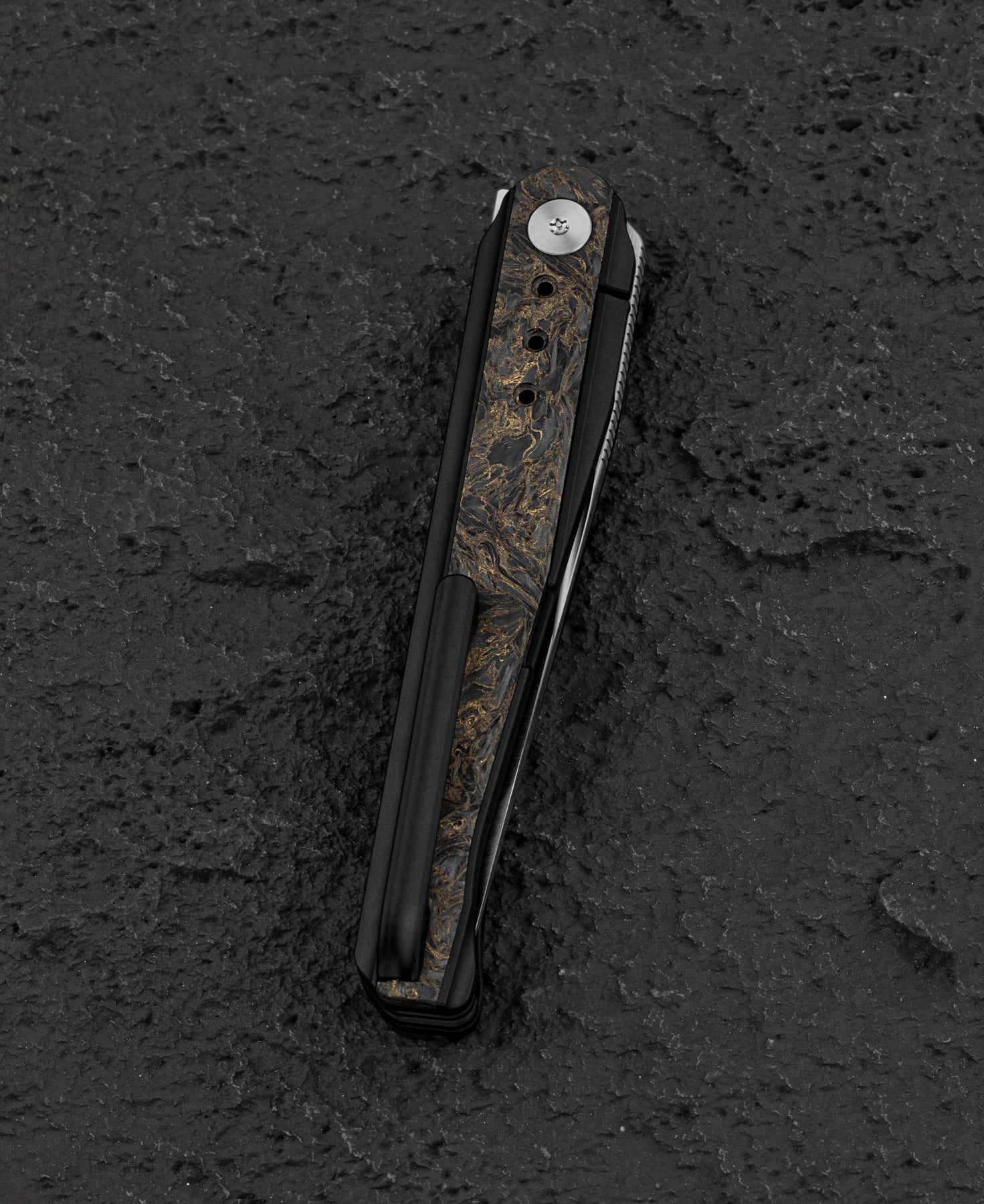 Bestech Spear Phisher M390钢 钛合金+碳纤维柄 BT2405D 黑色 2235