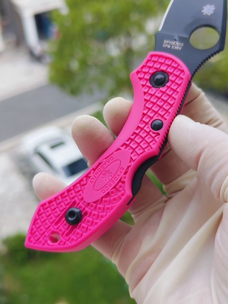 Spyderco C28FPPNS30VBK2 CPM-S30V钢 FRN尼龙柄 粉色 780