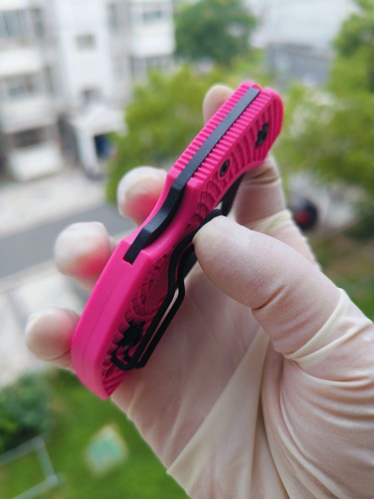 Spyderco C28FPPNS30VBK2 CPM-S30V钢 FRN尼龙柄 粉色 780