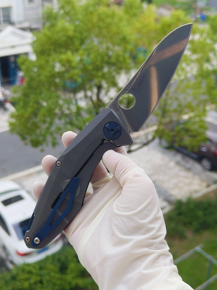 Spyderco C235CFTIP CPM-S90V钢 碳纤维+钛柄 3800