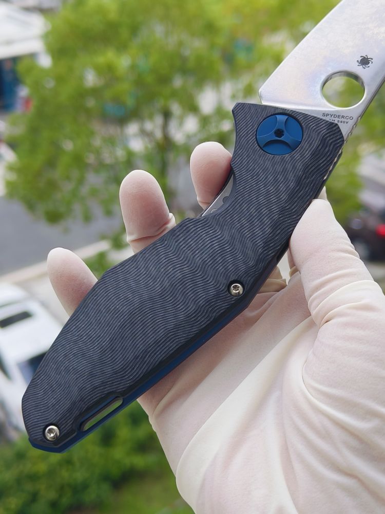 Spyderco C235CFTIP CPM-S90V钢 碳纤维+钛柄 3800