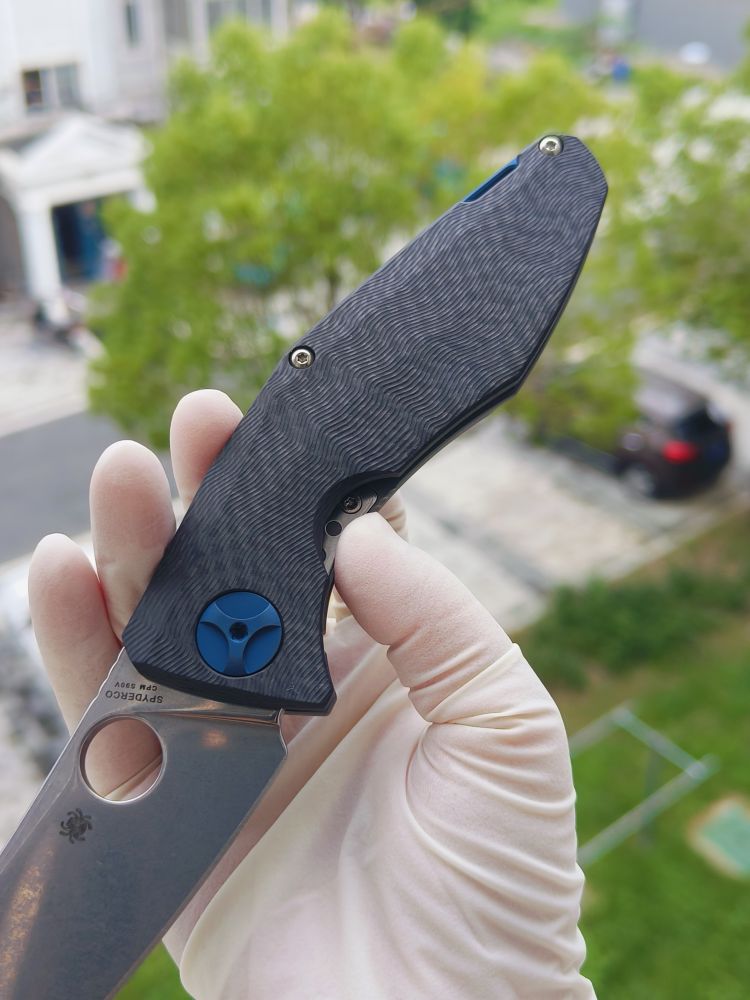 Spyderco C235CFTIP CPM-S90V钢 碳纤维+钛柄 3800
