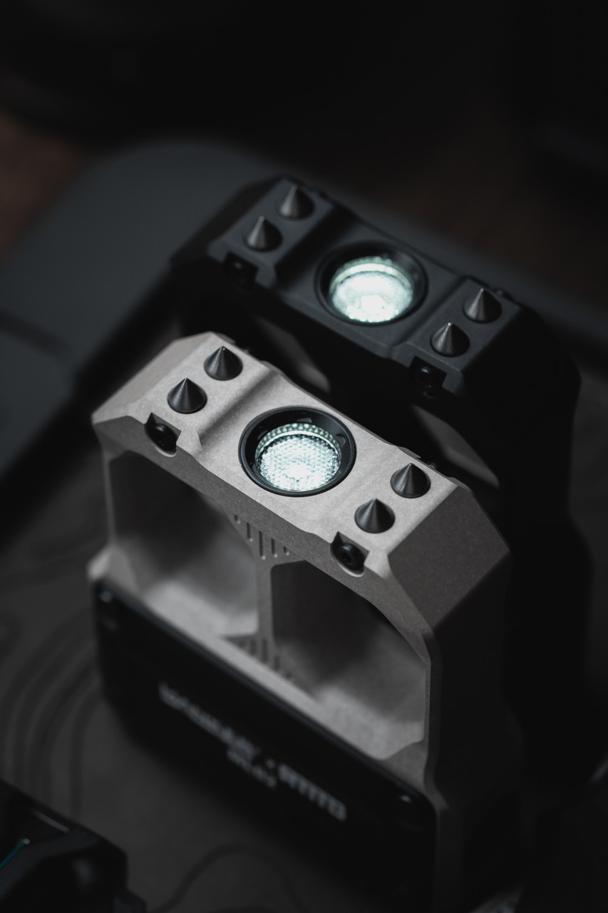 ML02 多用途 EDC 战术手电筒 铝合金 黑色 468