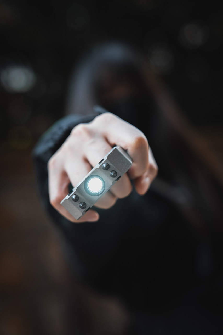 ML02 多用途 EDC 战术手电筒 铝合金 黑色 468