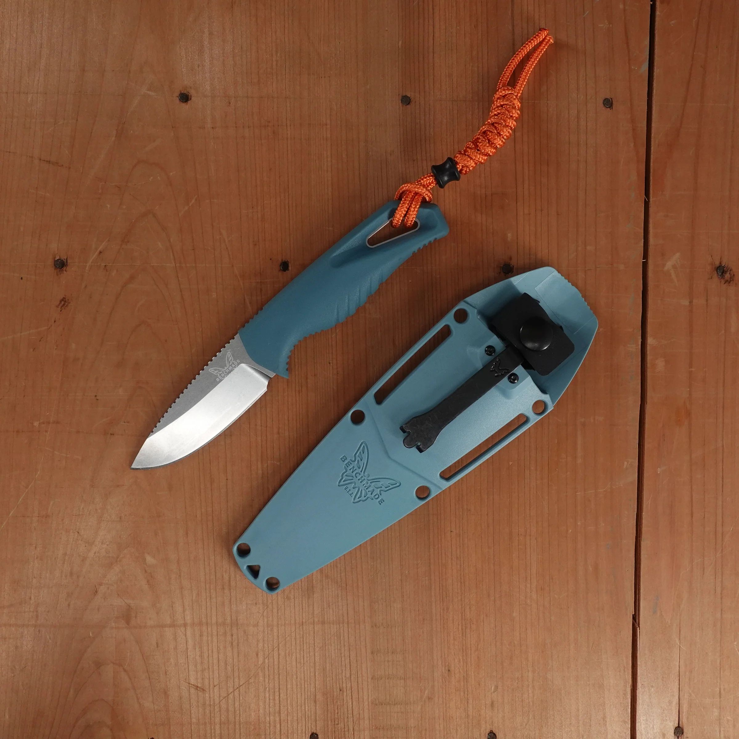 Benchmade Water Intersect Pocket CPM-MagnaCut钢 尼龙注塑柄 18050 蓝色 1450