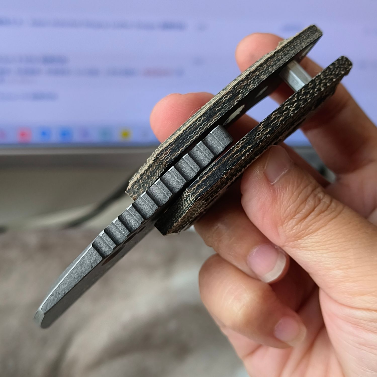 Kochtool WharHawk AEB-L钢 米卡塔柄 无锁 OD绿色 1560