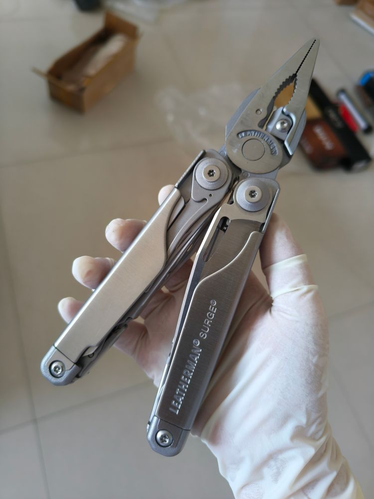 【已出】Leatherman Surge 莱泽曼海啸多功能组合工具钳 银色 599