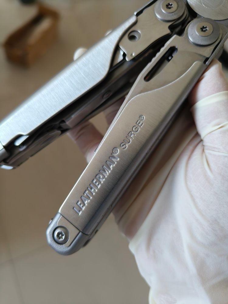 【已出】Leatherman Surge 莱泽曼海啸多功能组合工具钳 银色 599