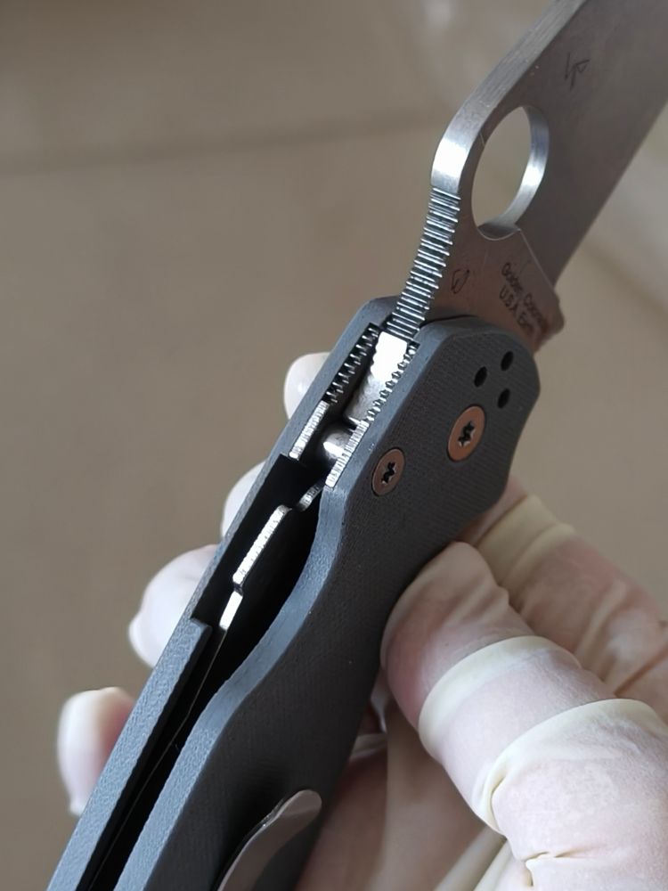 【已出】Spyderco Para Military 2 Maxamet钢 G10柄 C81GPDGY2 灰色 1500