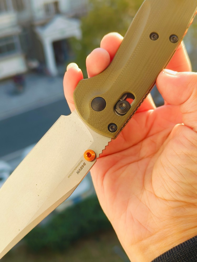 Benchmade Taggedout AXIS CPM-S45VN钢 G10柄 15536 绿色 2299