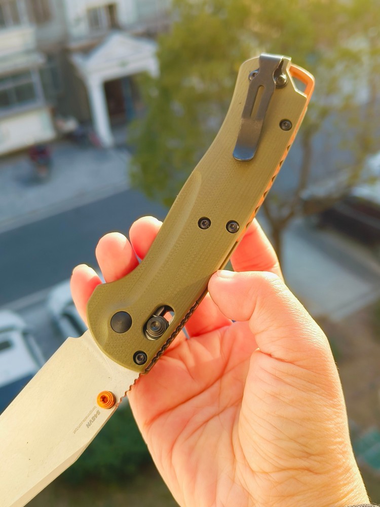 Benchmade Taggedout AXIS CPM-S45VN钢 G10柄 15536 绿色 2299