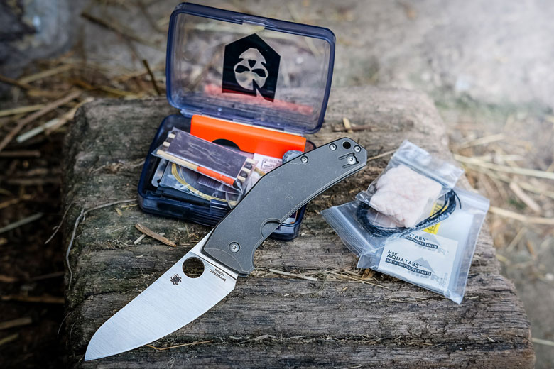 Spyderco Slysz Spydie Chef LC200N钢 钛柄 C211TIP 2000