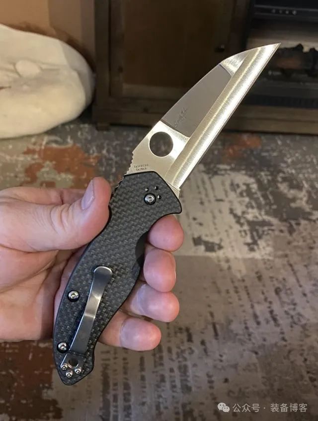 Spyderco 卡尼斯：鸟喙式爱好者必入的选择之一 - 装备博客