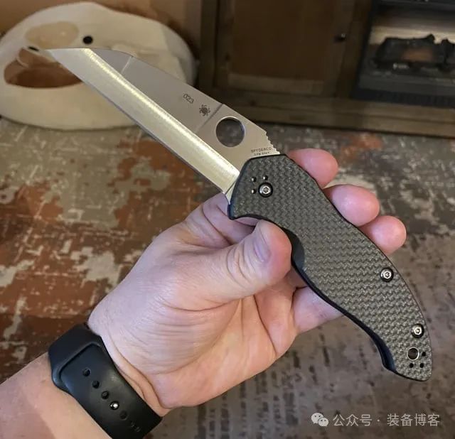 Spyderco 卡尼斯：鸟喙式爱好者必入的选择之一 - 装备博客