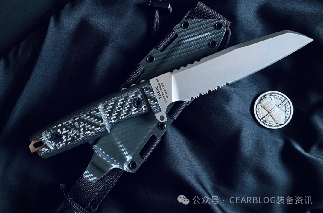 Extrema Ratio 推出限量版 Task Carbon Titanium 刀具