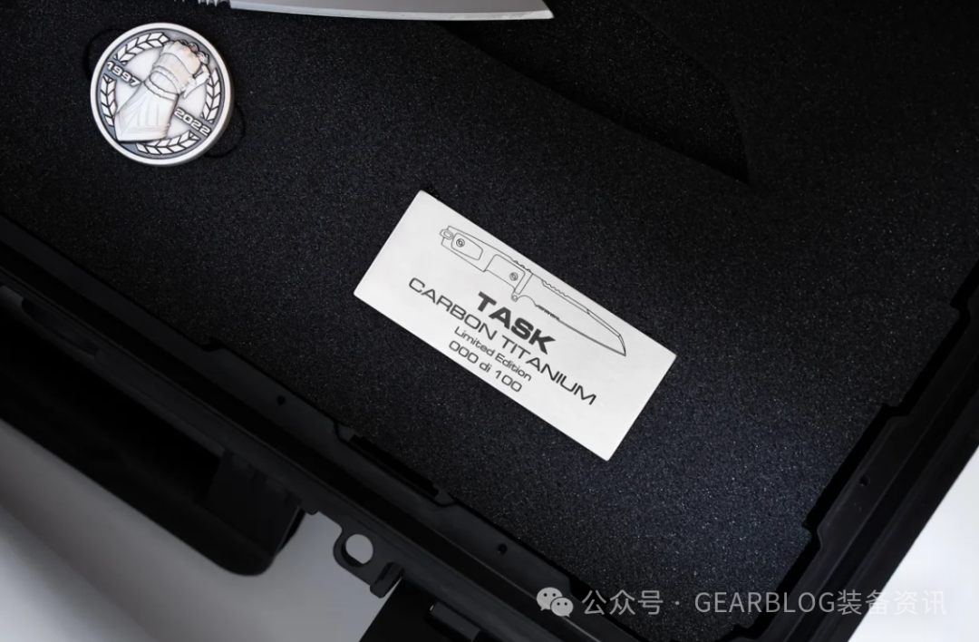 Extrema Ratio 推出限量版 Task Carbon Titanium 刀具
