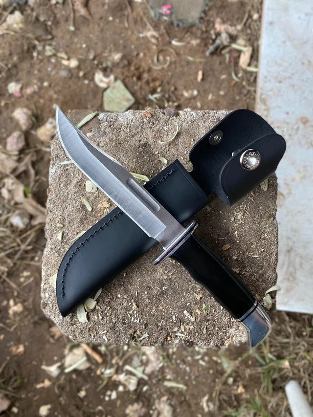 Buck Knives 0119BKS-B 420HC钢 黑色酚醛树脂手柄 带铝制护手和柄头 皮鞘 660