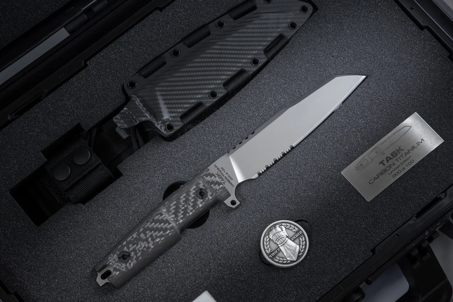 🚫 Extrema Ratio Task Carbon Titanium 钛合金钢 碳纤维柄 限量版 8500