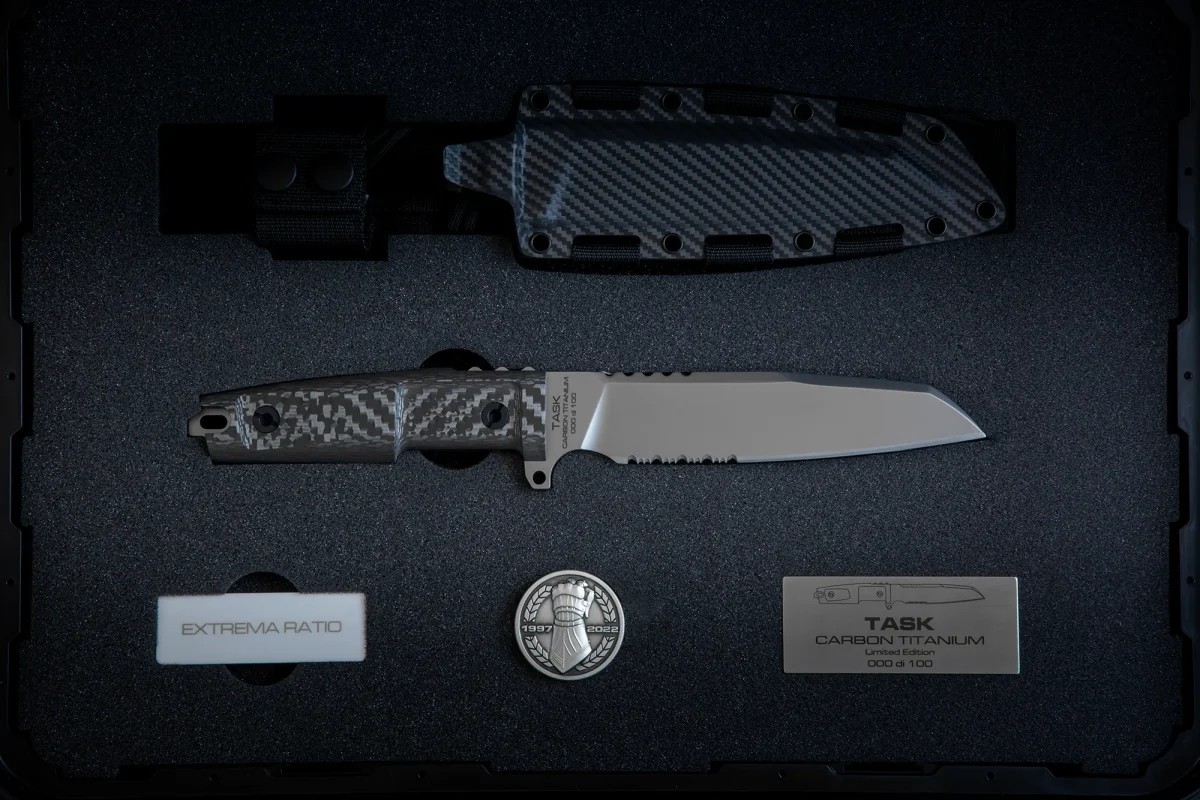 🚫 Extrema Ratio Task Carbon Titanium 钛合金钢 碳纤维柄 限量版 8500