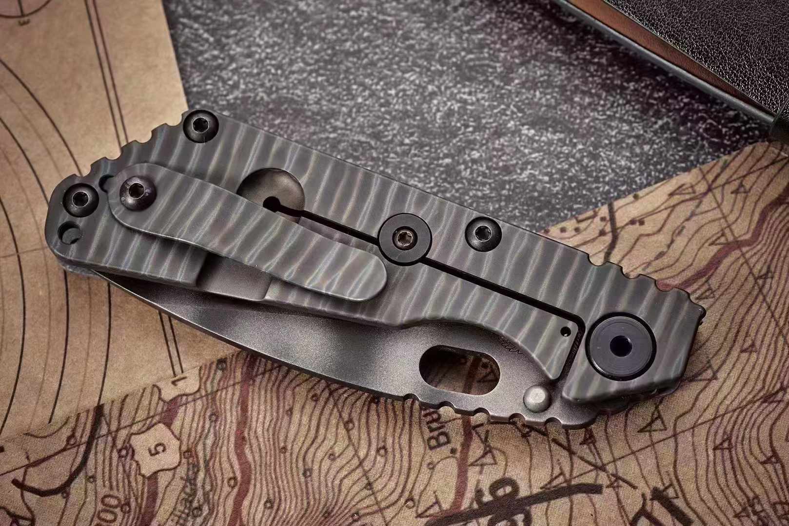❤️‍🔥 Strider SNG CPM154钢 灰色G10弹坑柄 美国挺进者