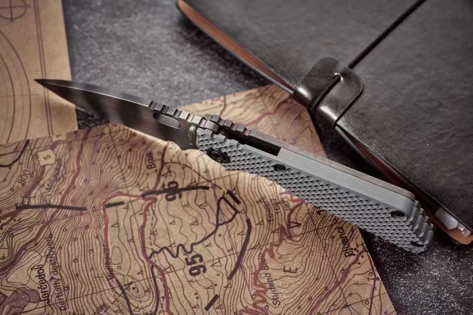 ❤️‍🔥 Strider SNG CPM154钢 灰色G10弹坑柄 美国挺进者