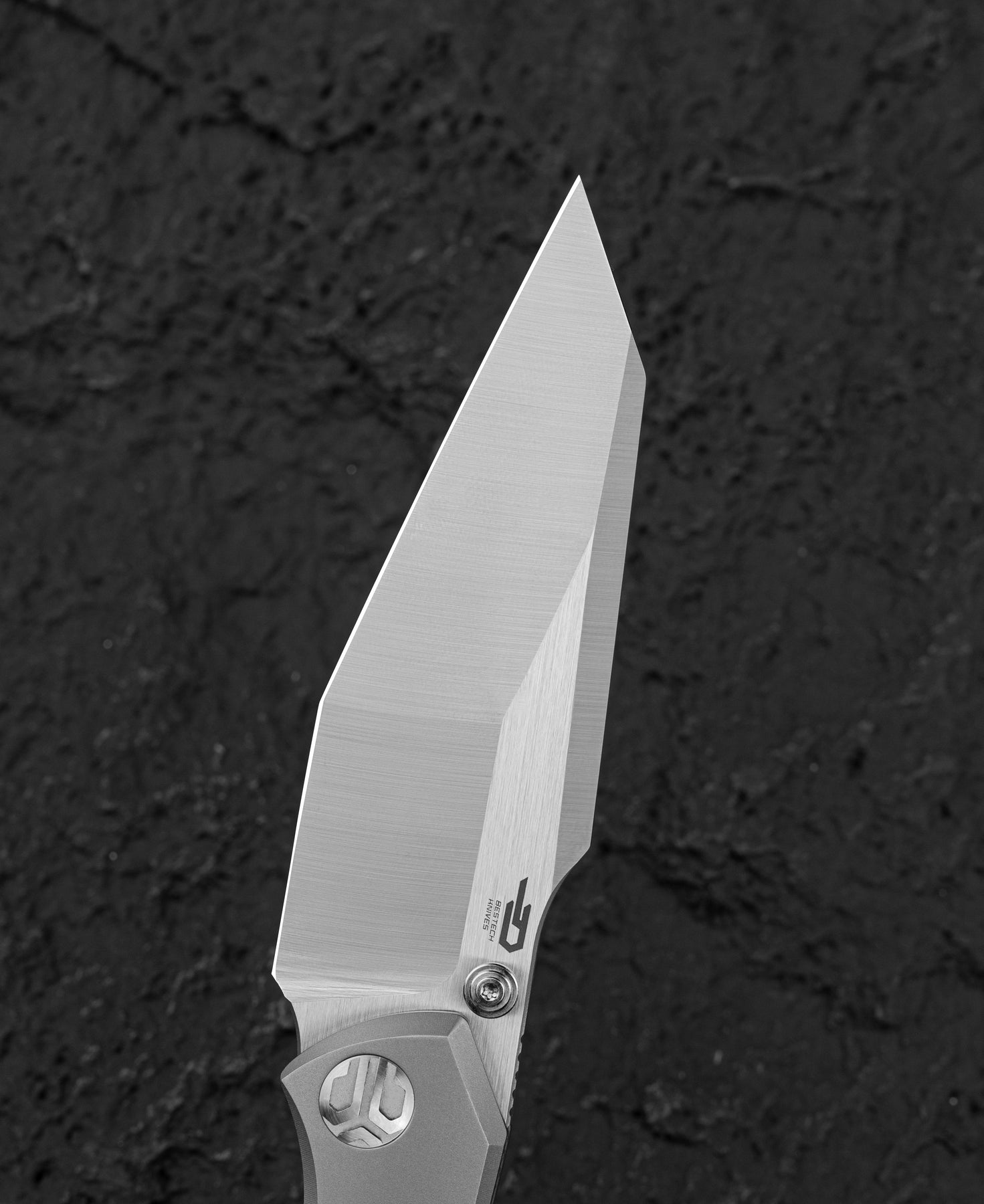 BESTECH CLASTIC M-CUT钢 钛手柄 BT2407A 1860