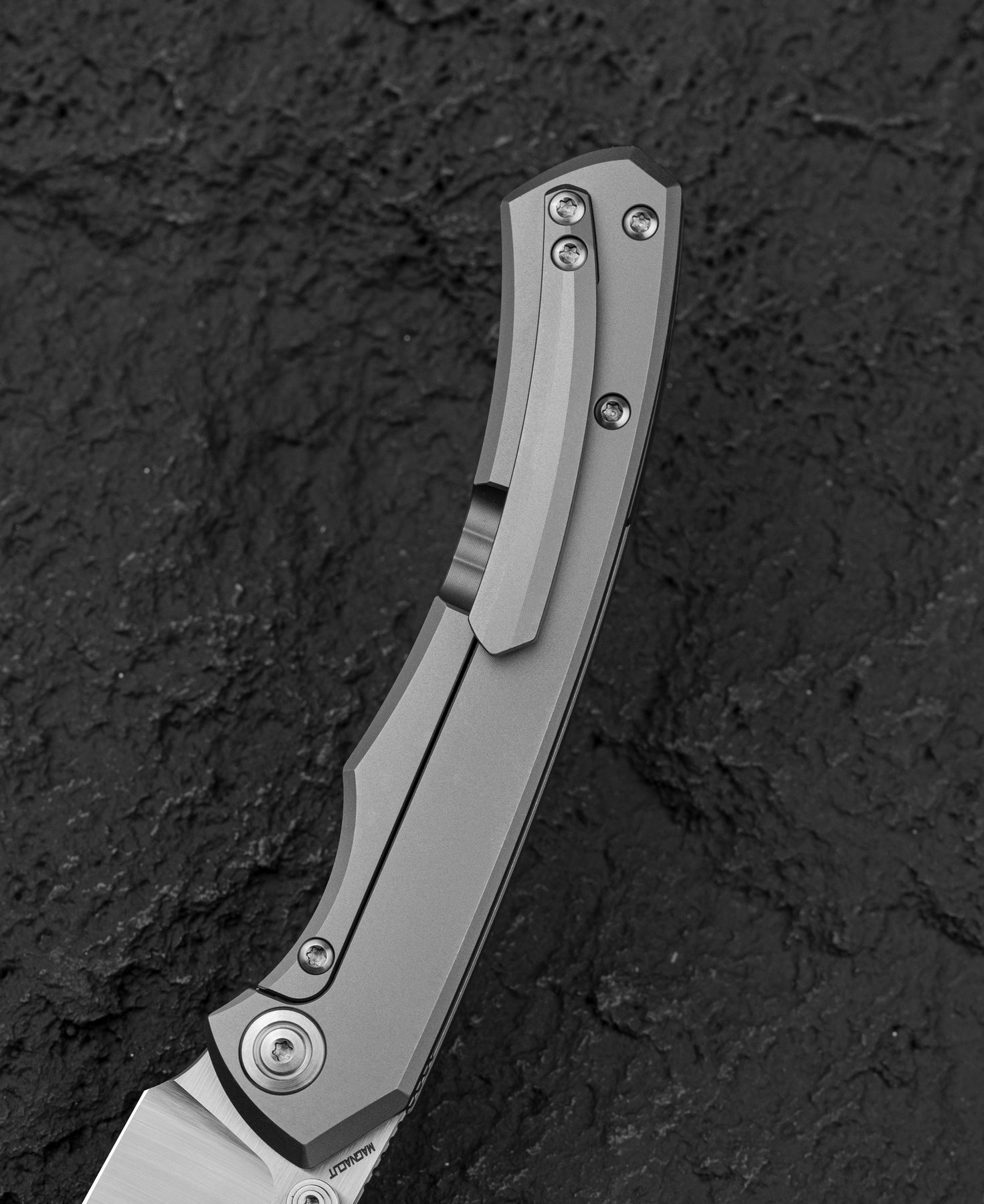 BESTECH CLASTIC M-CUT钢 钛手柄 BT2407A 1860