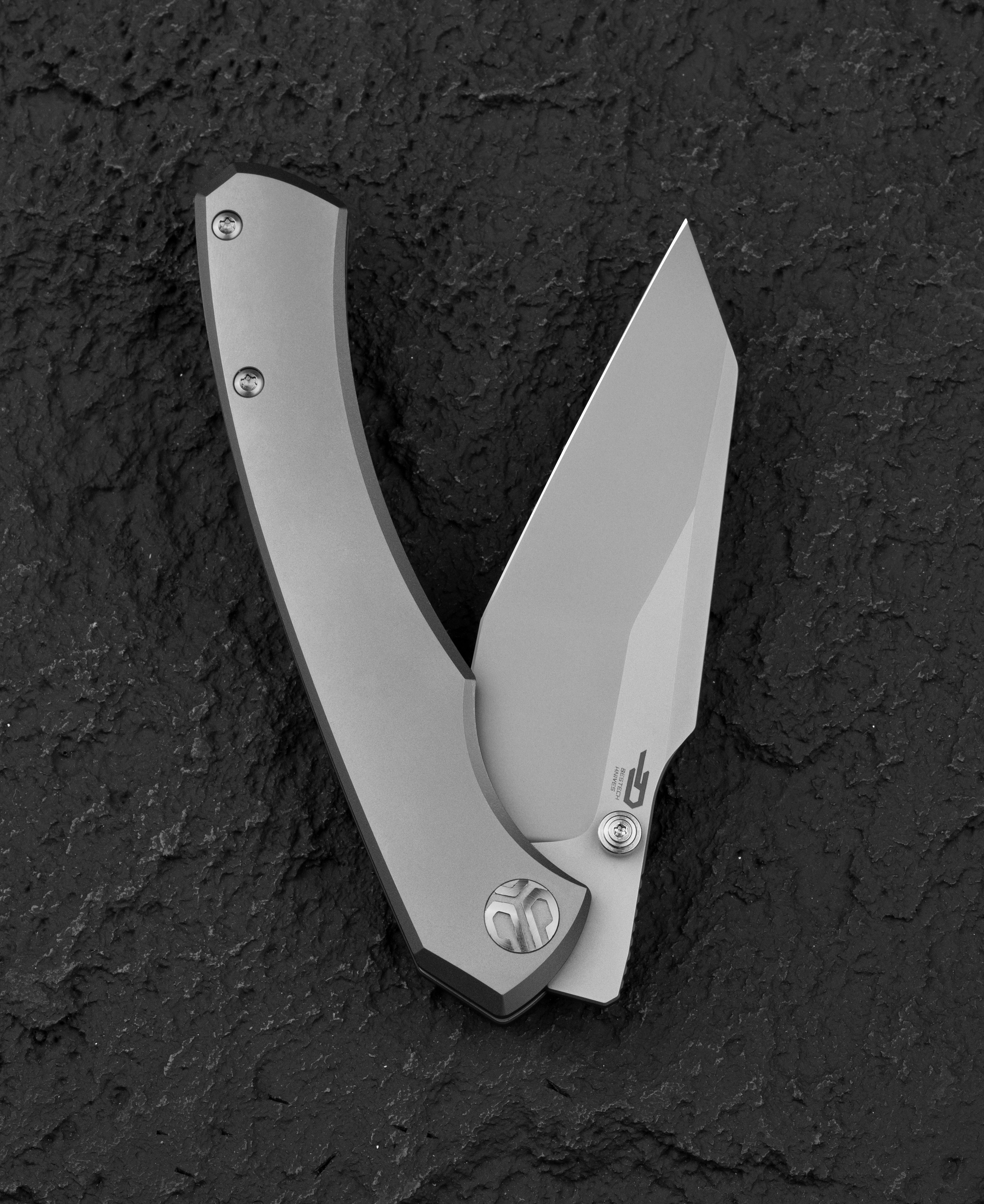 BESTECH CLASTIC M-CUT钢 钛手柄 BT2407C 1860