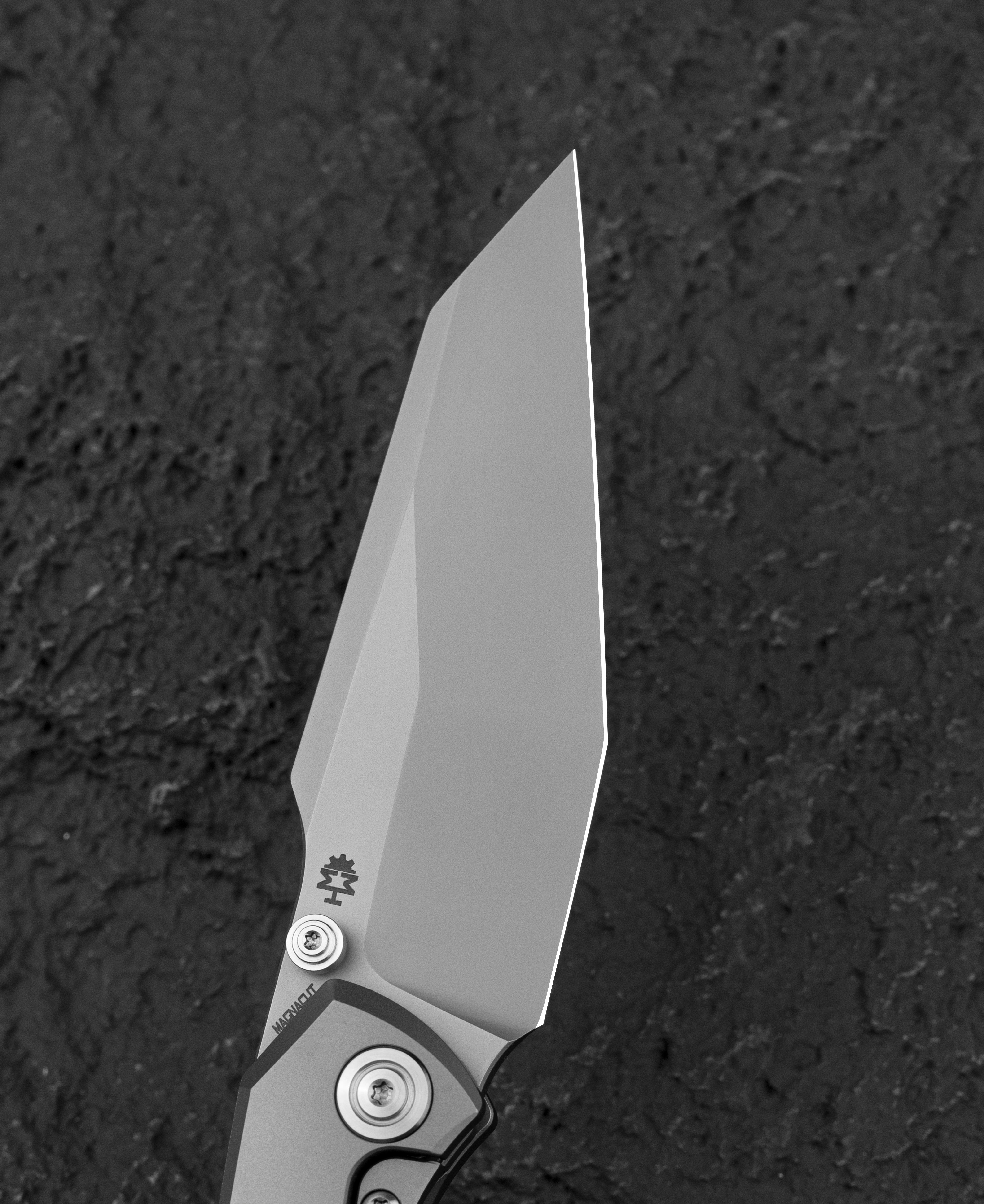 BESTECH CLASTIC M-CUT钢 钛手柄 BT2407C 1860