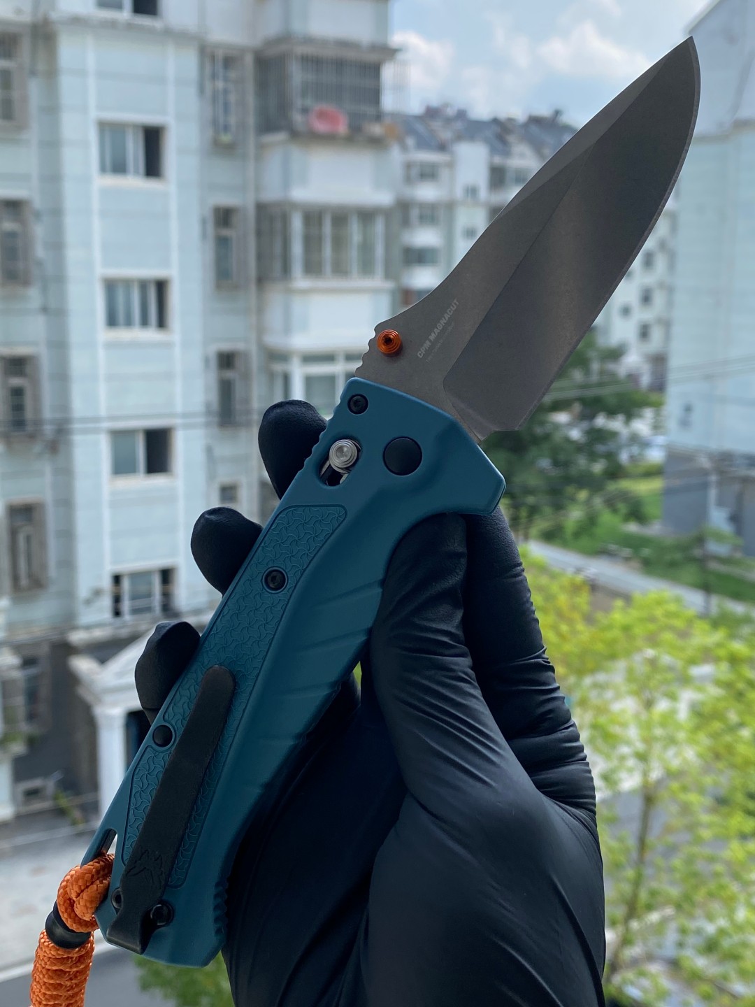Benchmade Water Adira CPM-MagnaCut钢 Grivory手柄 18060 深蓝色 1650