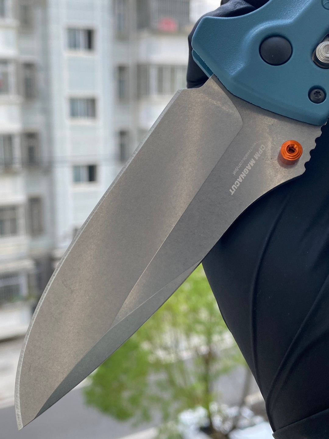 Benchmade Water Adira CPM-MagnaCut钢 Grivory手柄 18060 深蓝色 1650