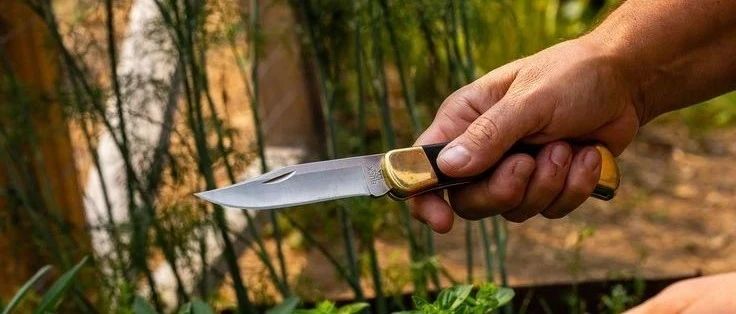 巴克110：20世纪最具代表性的20种刀具之一 - 装备博客