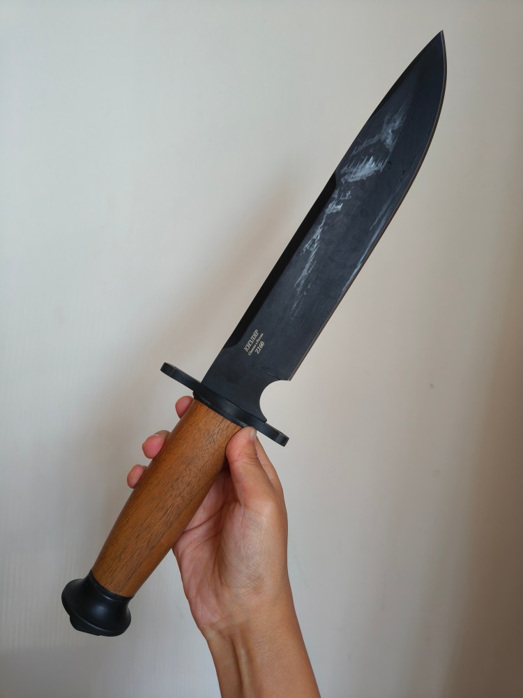 【寄售】Kizlyar Knives Z160钢 胡桃木柄 俄罗斯基兹利亚尔 1500