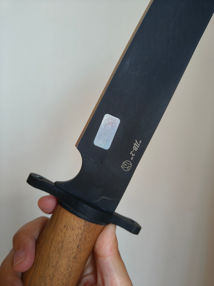 【寄售】Kizlyar Knives Z160钢 胡桃木柄 俄罗斯基兹利亚尔 1500