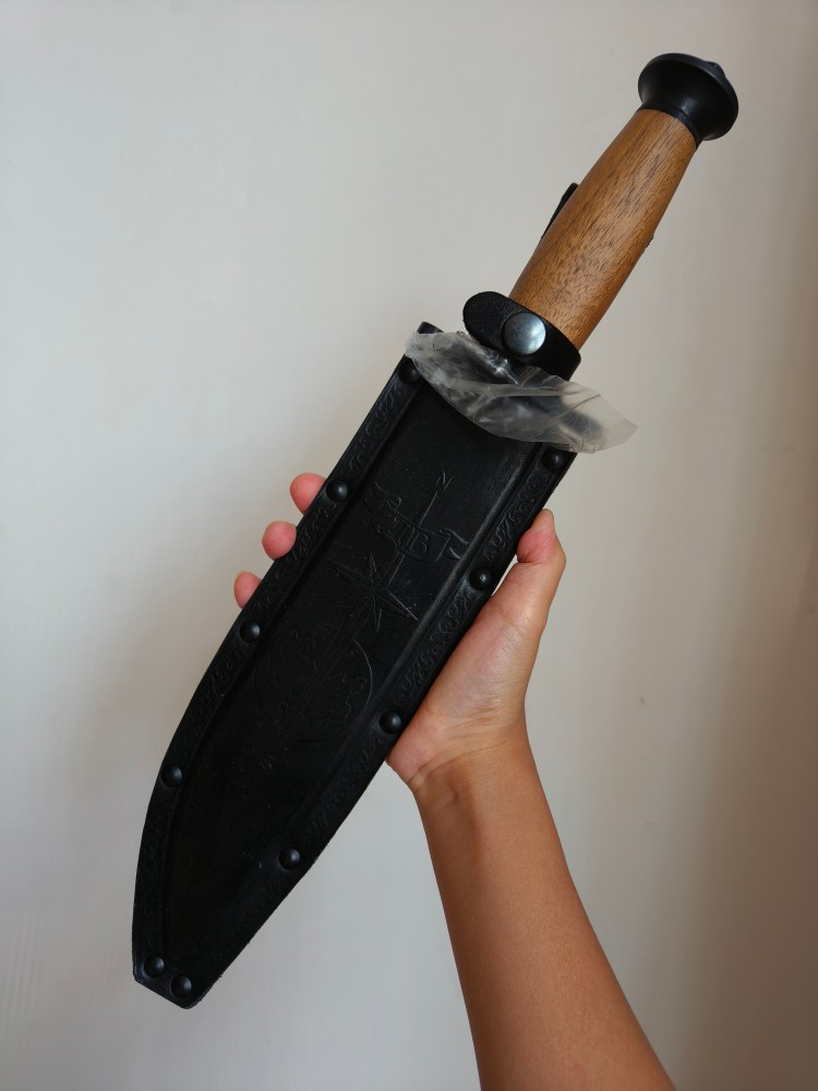 【寄售】Kizlyar Knives Z160钢 胡桃木柄 俄罗斯基兹利亚尔 1500