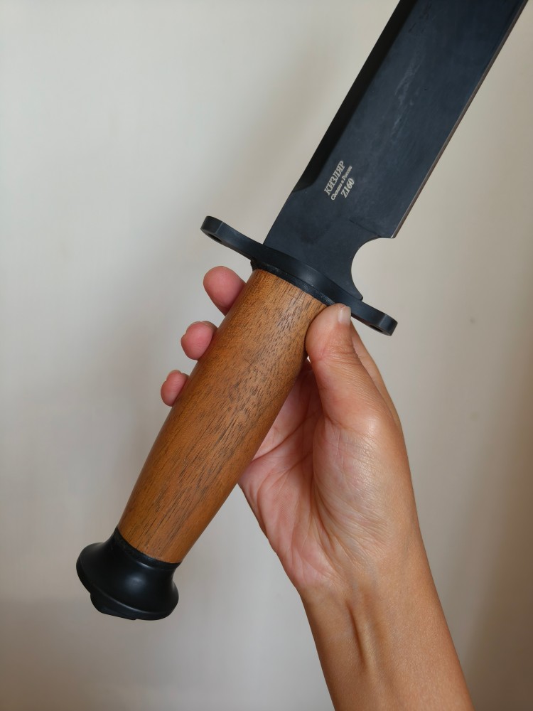 【寄售】Kizlyar Knives Z160钢 胡桃木柄 俄罗斯基兹利亚尔 1500