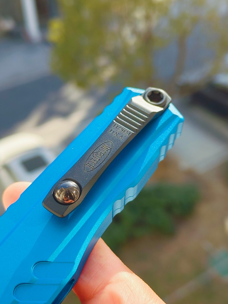 🔥 Microtech 1242-1BL 蓝色 3480